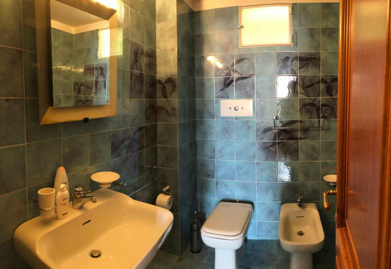 Portofino Seaview Apartment, 50 Meters From The Beach, Free Parking, Air Conditioning 帕拉基 外观 照片